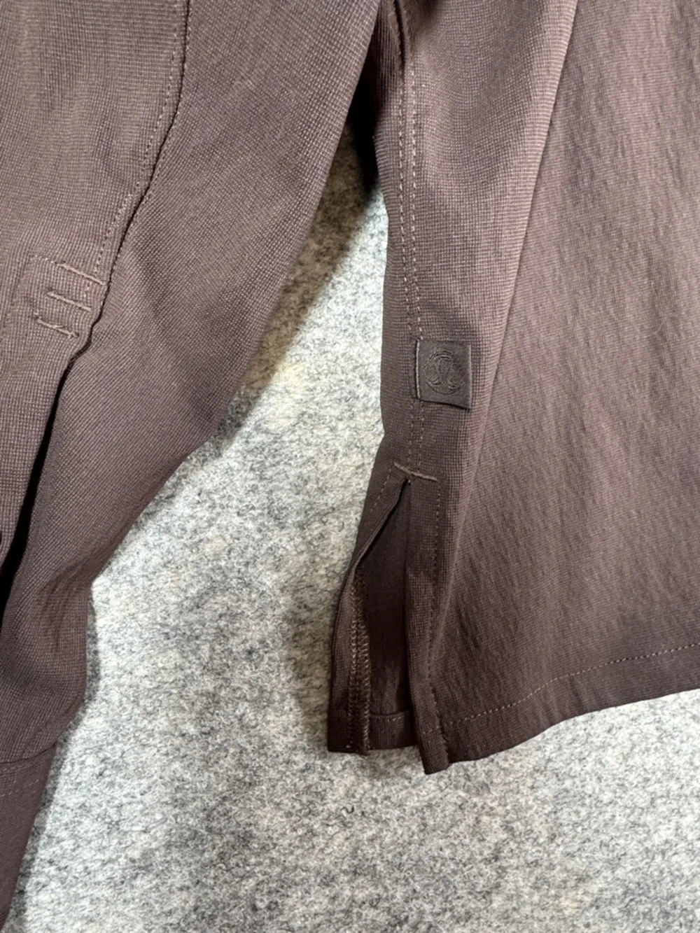 Lululemon Athletica Commission Brown Long Sleeve Button Shirt Size M Stretch - Picture 8 of 13